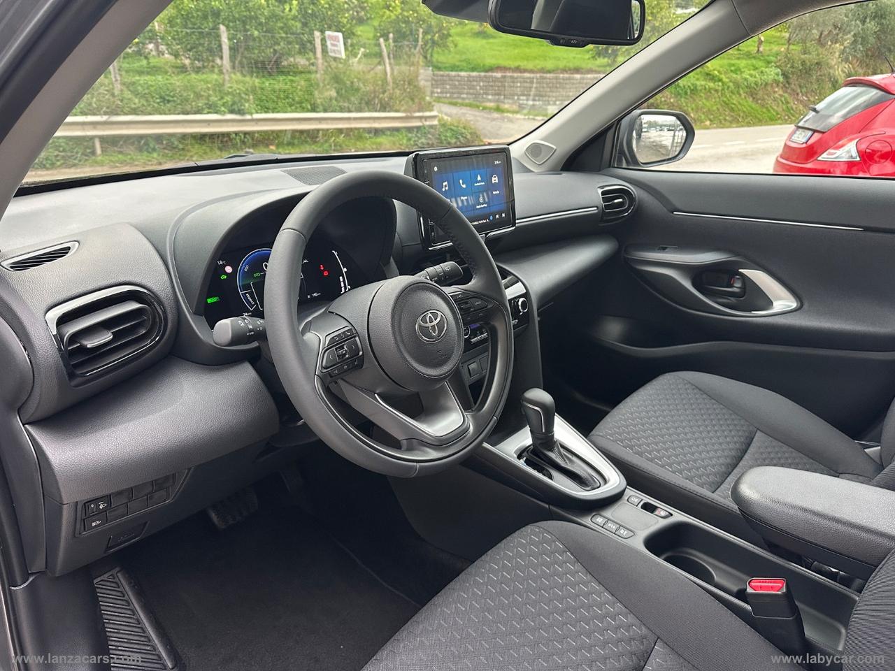 TOYOTA Yaris Cross 1.5 Hybrid 5p. E-CVT Busin.