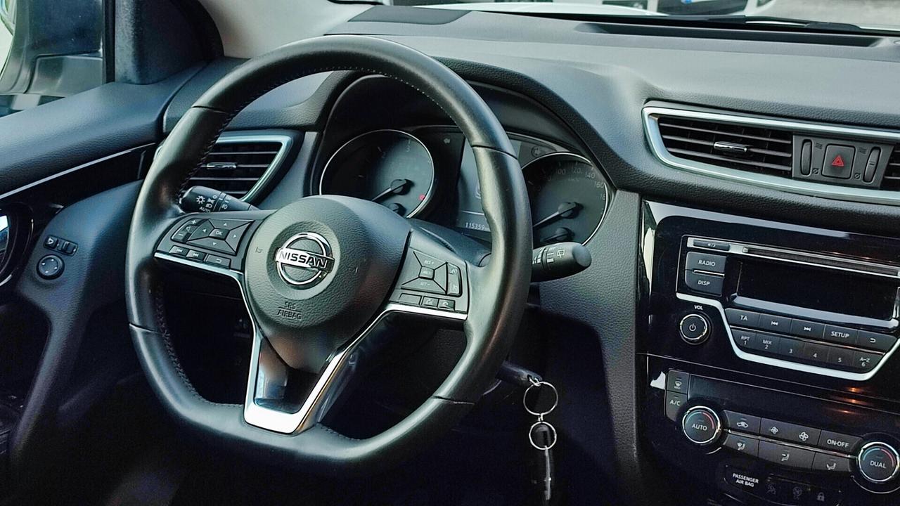 Nissan Qashqai Autocarro 5 posti