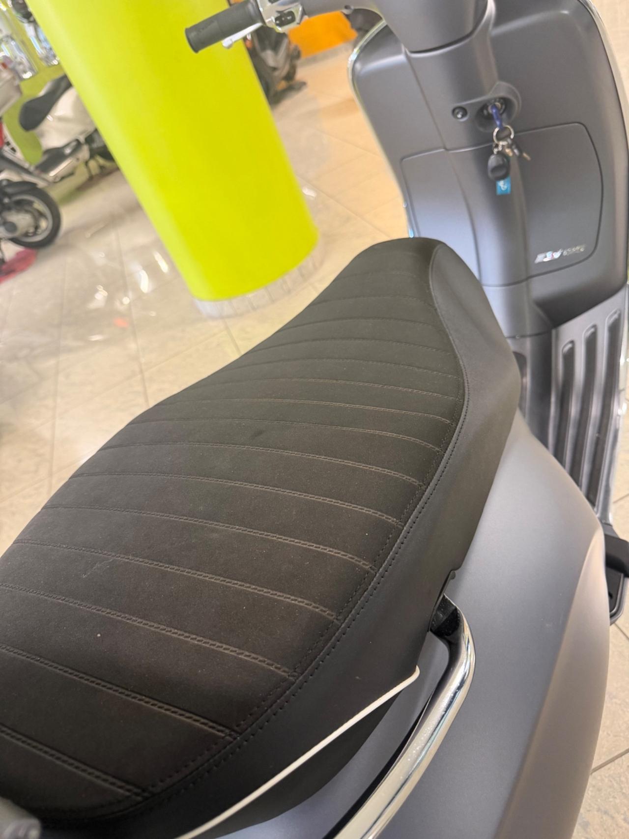 Piaggio Vespa 125 Sprint