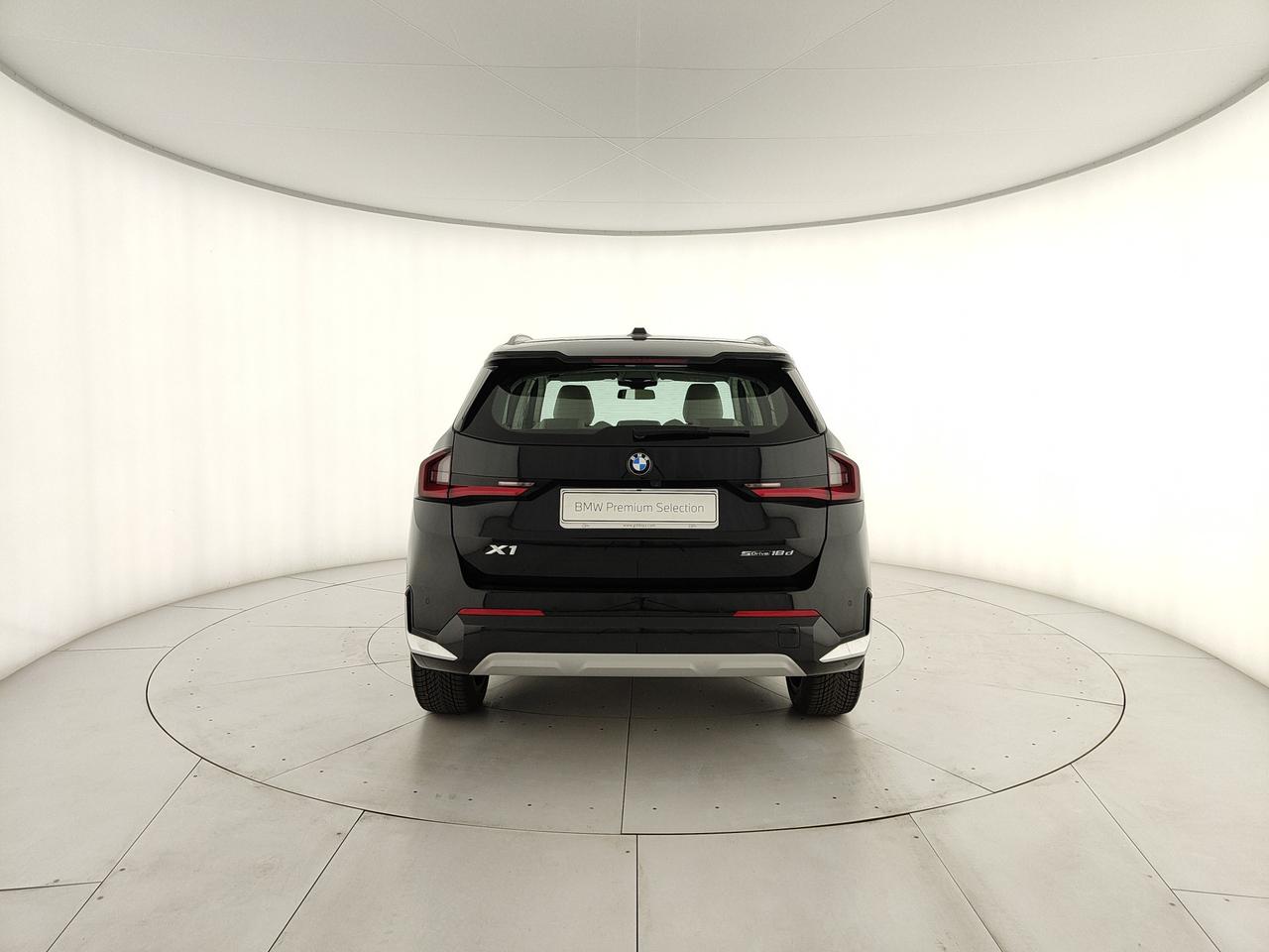 BMW X1 U11 - X1 sdrive18d X-Line auto
