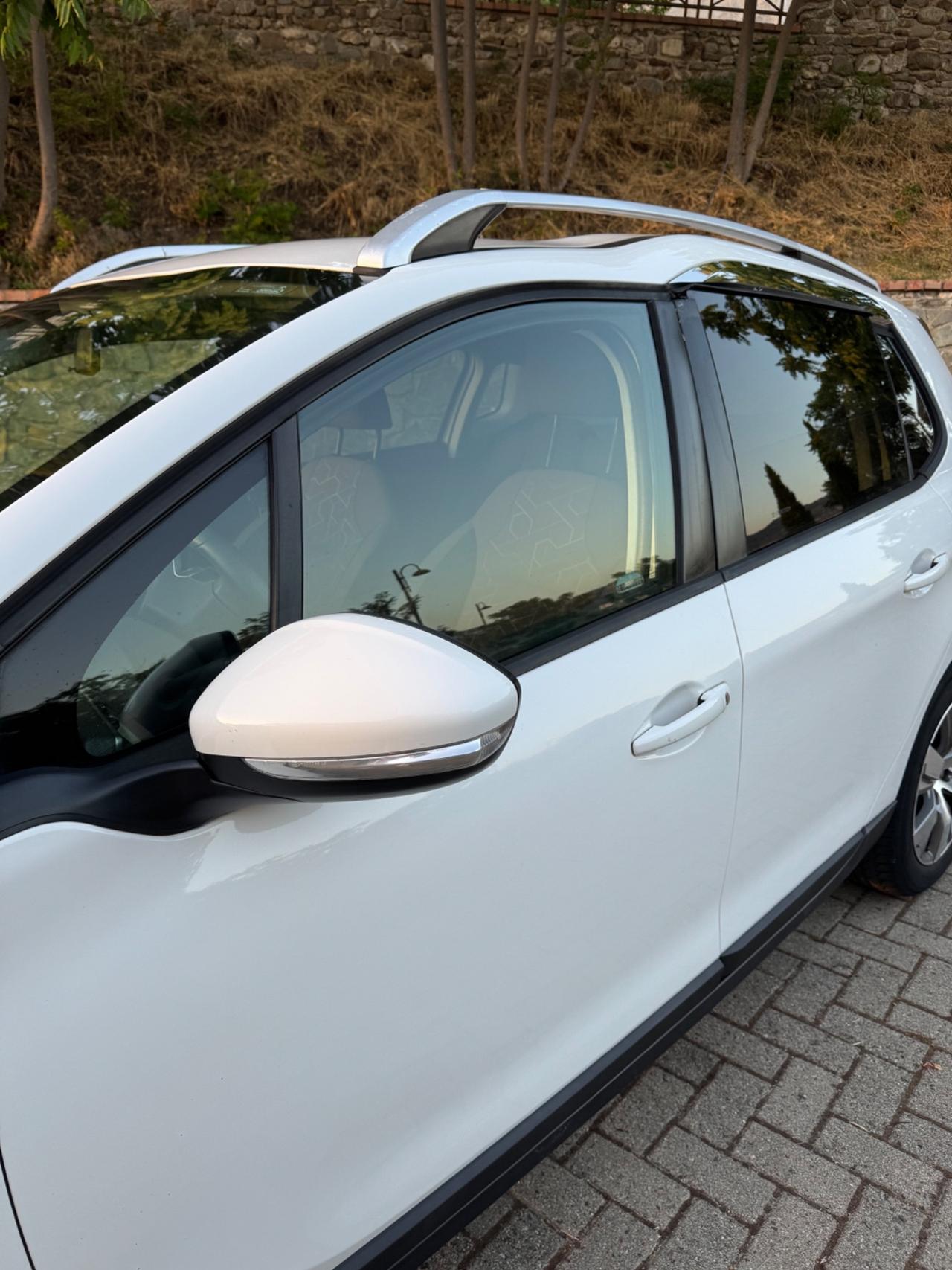 Peugeot 2008 1.6 e-HDi 92Cv Urban Cross 2014