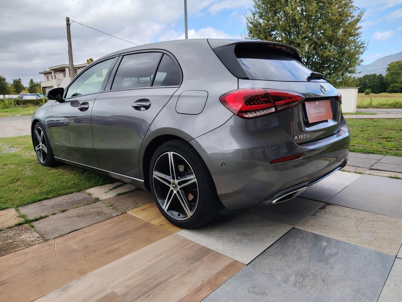 MERCEDES Classe A (W177) A 180 d Automatic ...
