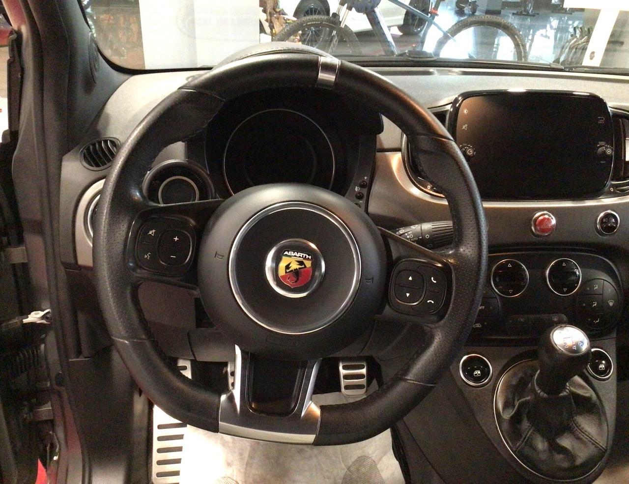 Abarth 595 F595 1.4 Turbo T-Jet 165 CV