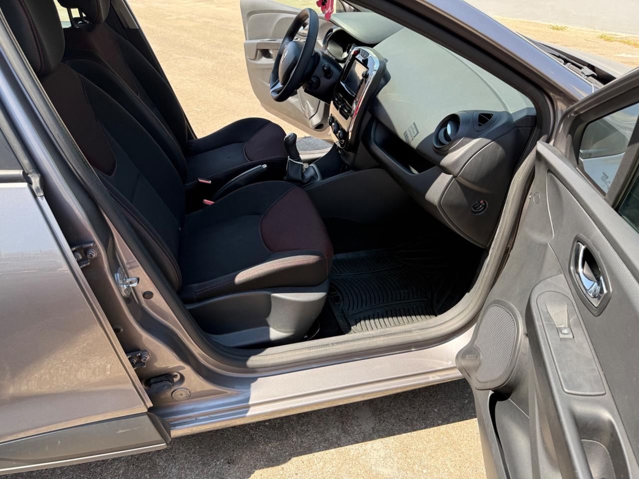Renault Clio 1.5 dCi 8V 75CV 5 porte