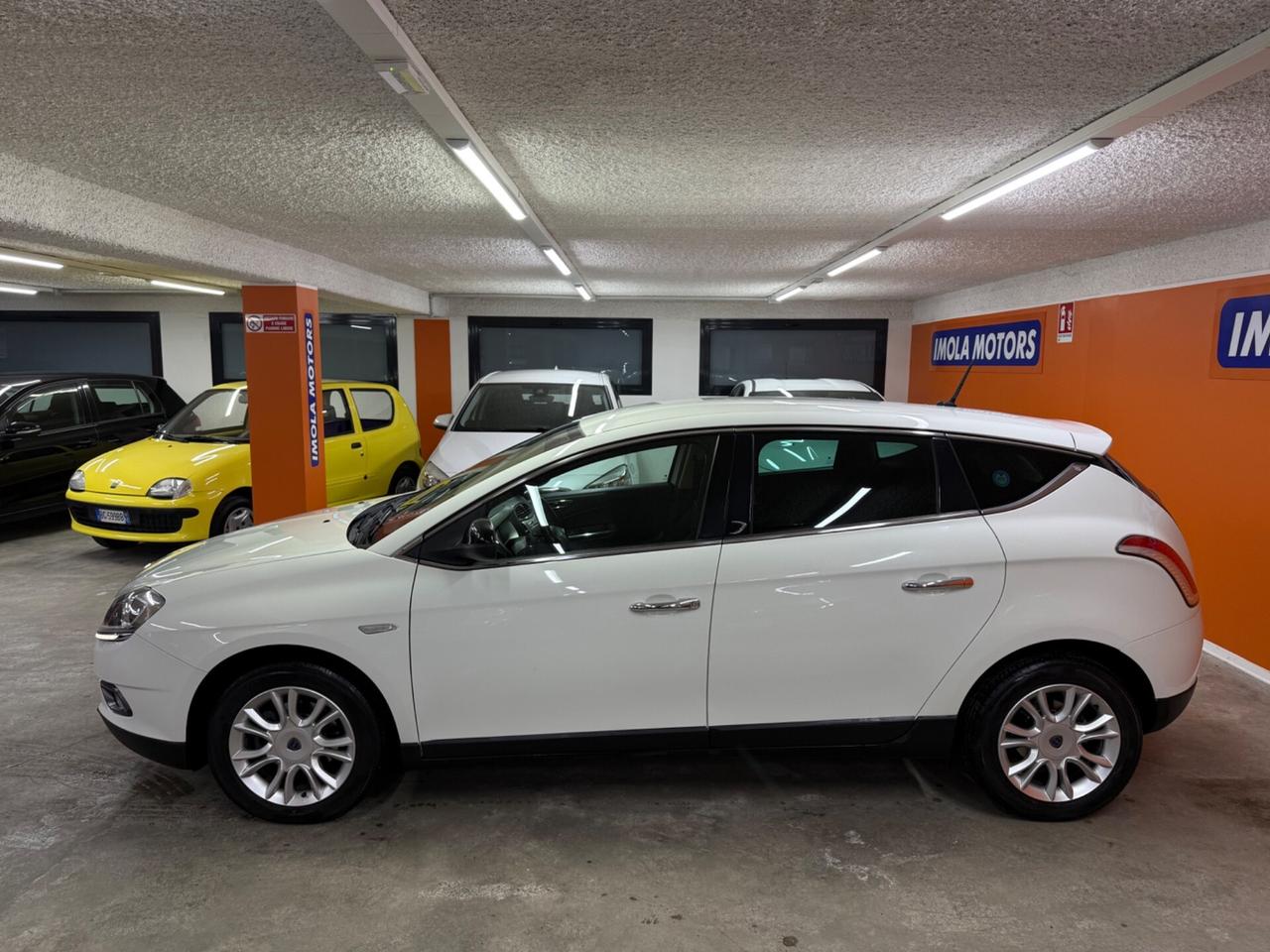 Lancia Delta 1.6 MJT DPF Cambio Automatico - 2013