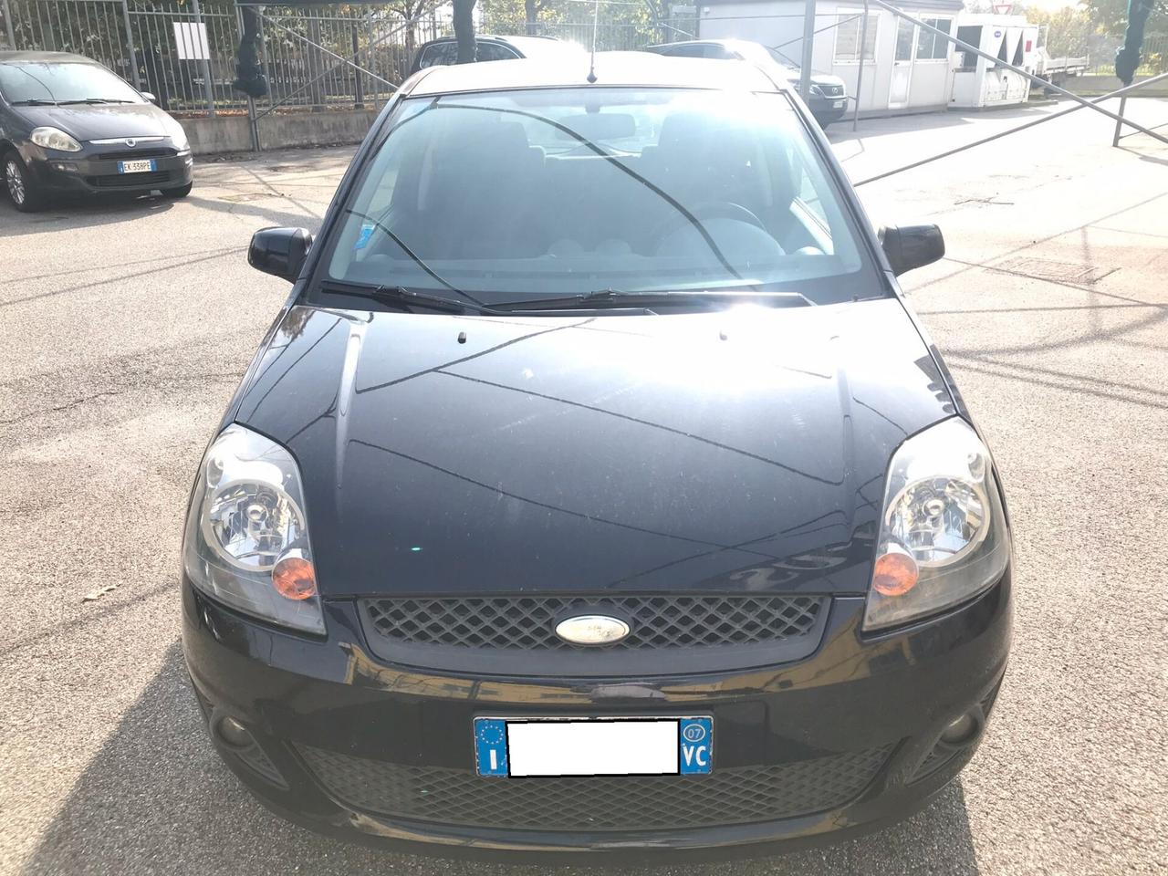 Ford Fiesta 1.2 16V 3p. Ghia