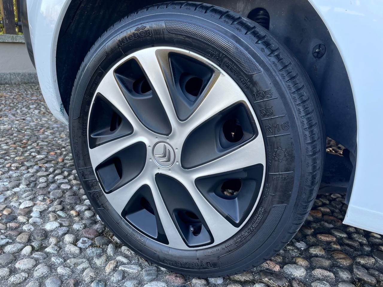 Citroen C3 Picasso 1.6 e-HDi Exclusive *AUTOMATICA*