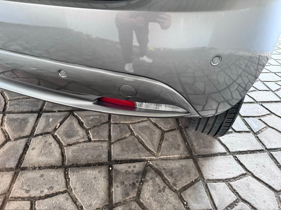 Lancia Ypsilon 1.0 FireFly 5 porte S&S Hybrid Ecochic Gold