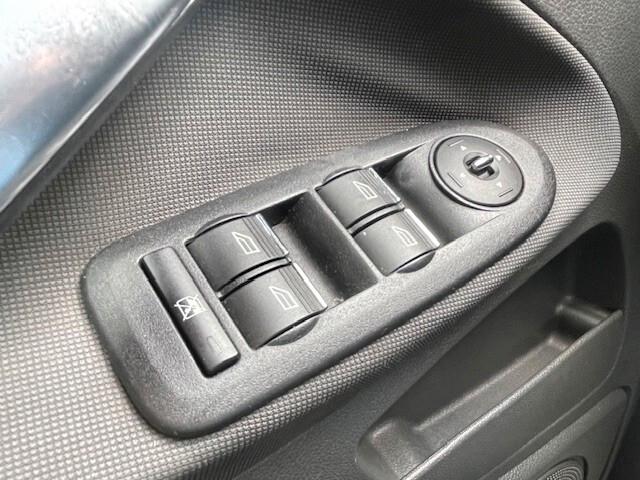 Ford C-Max 2.0 145 CV Bz.- GPL Ikon UNIPROPRIETARIO!!!!!