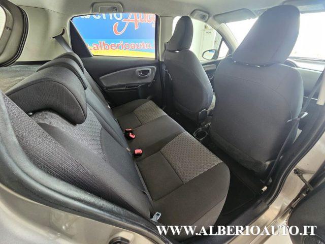 TOYOTA Yaris 1.0 5 porte Lounge