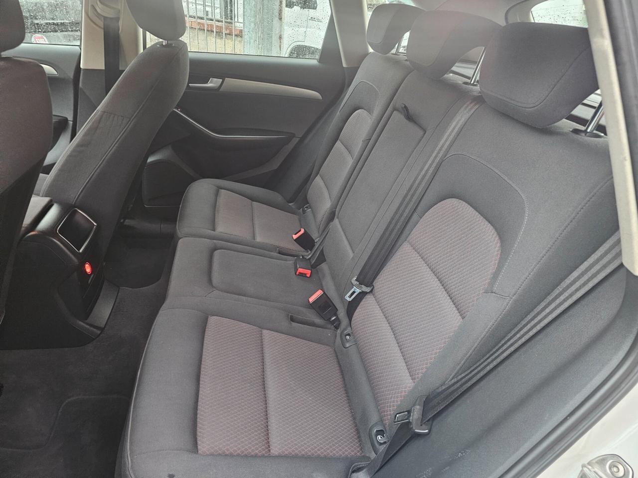 Audi Q5 2.0 TDI 170 CV quattro S tronic/PERFEZIONE PURA