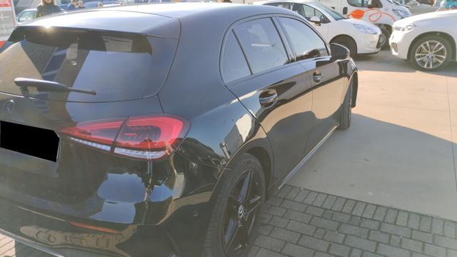 MERCEDES-BENZ A 180 d Automatic Premium