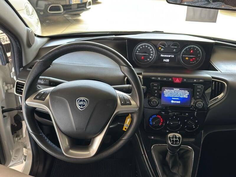 Lancia Ypsilon 1.2 69cv Silver