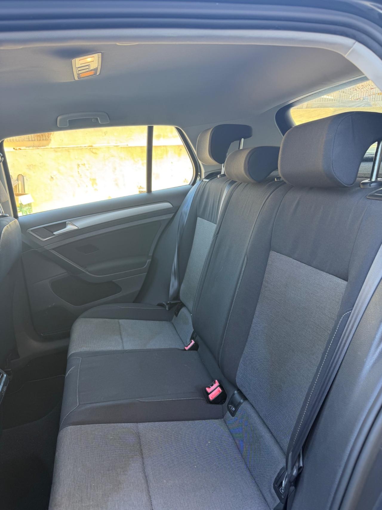 Volkswagen Golf 7 1.6 diesel 90 CV 5 porte