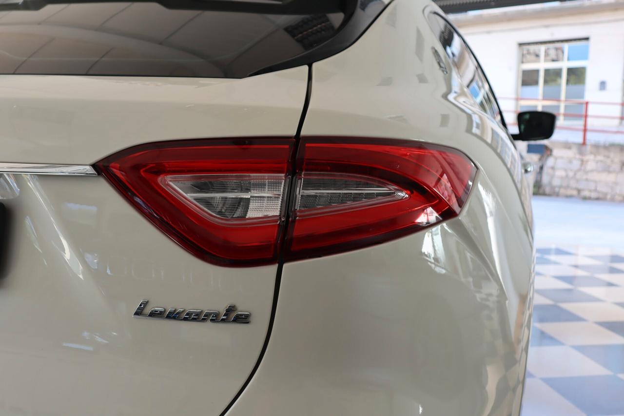 Maserati Levante V6 430 CV S AWD Gransport