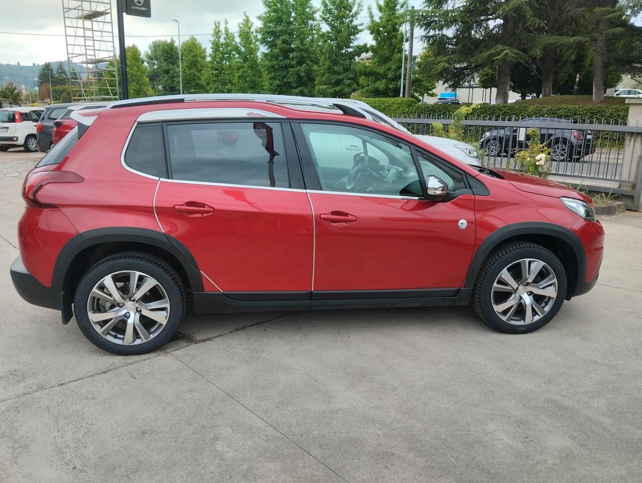 Peugeot 2008 BlueHDi 120 S&S Crossway
