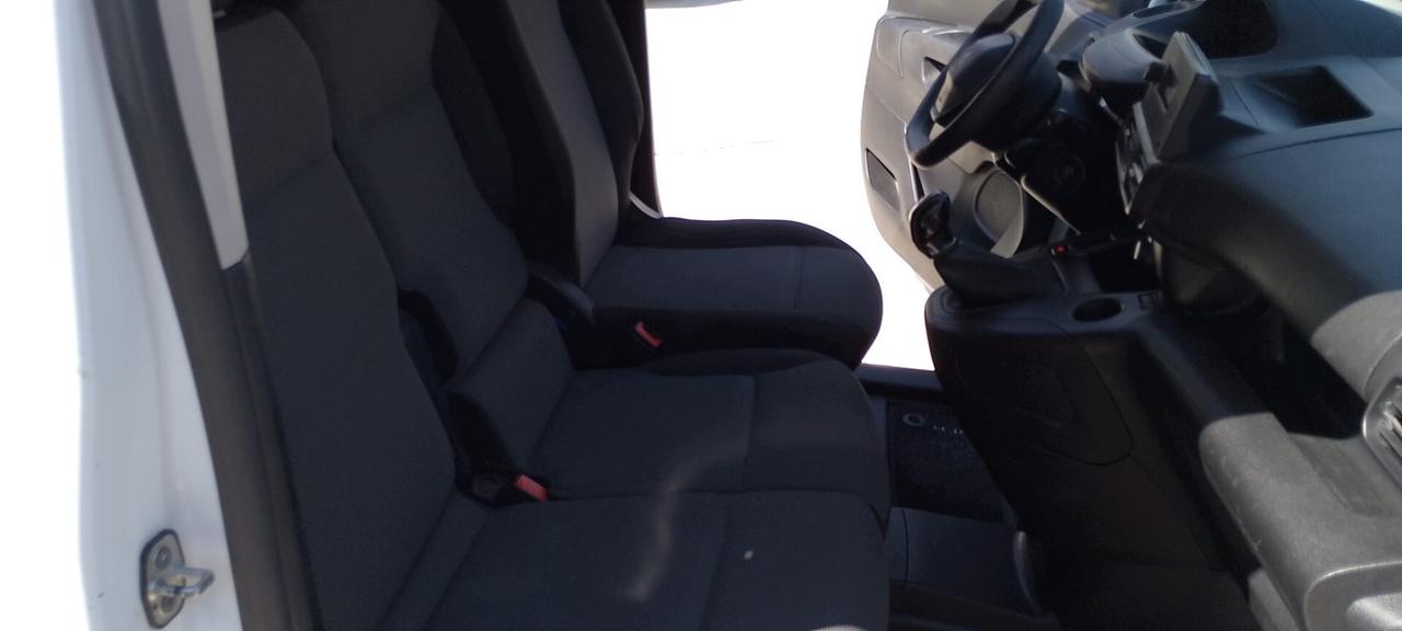 PEUGEOT PARTNER 4P VETT. FURGONATA L1 BLUEHDI 100CV PREMIUM