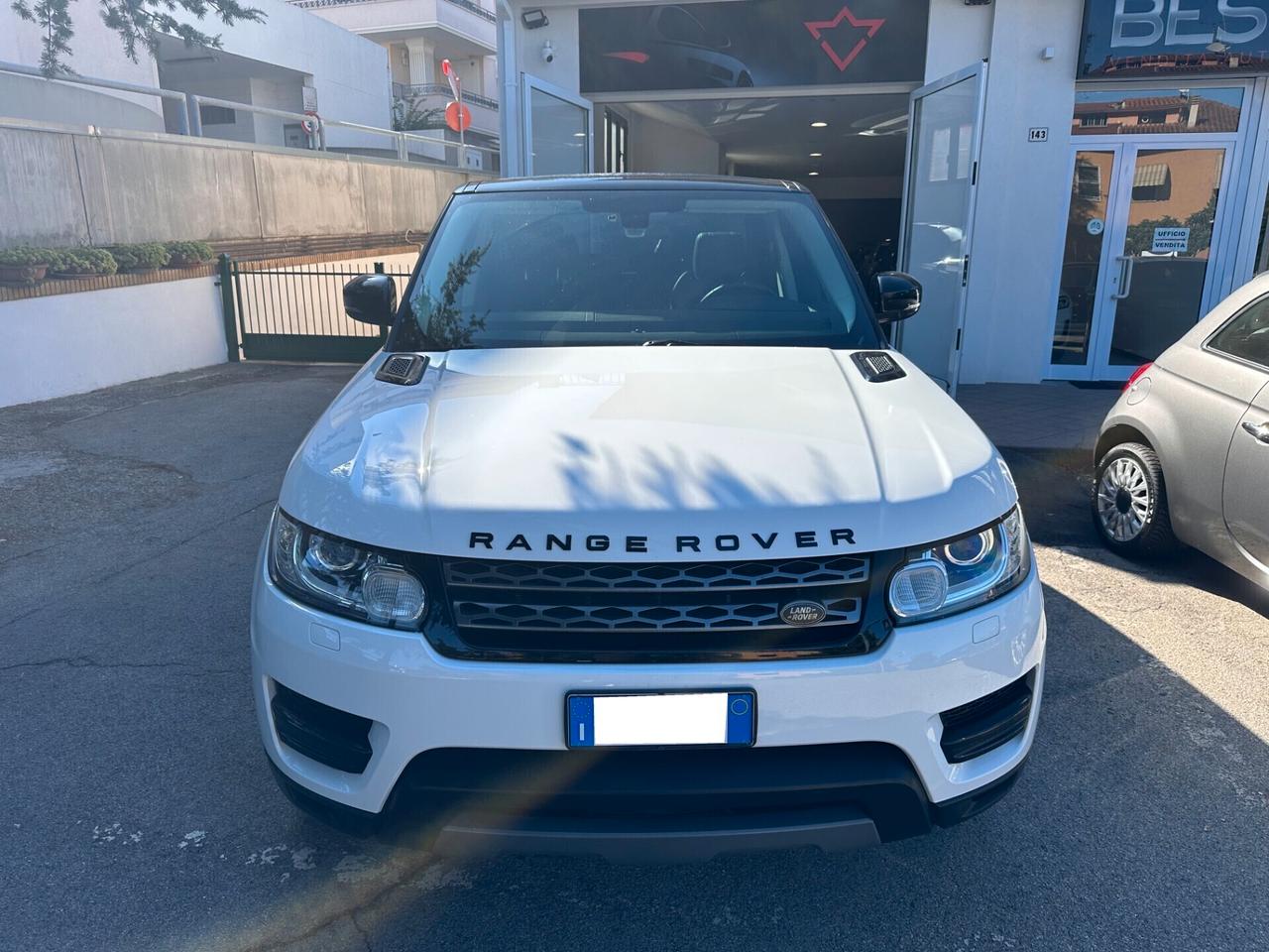 Land Rover Range Rover Sport Range Rover Sport 3.0 TDV6 HSE Dynamic PANORAMA / R22 / AIR SUSPENSION