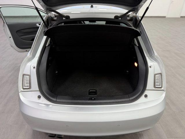 AUDI A1 1.4 TFSI S tronic 119g Ambition