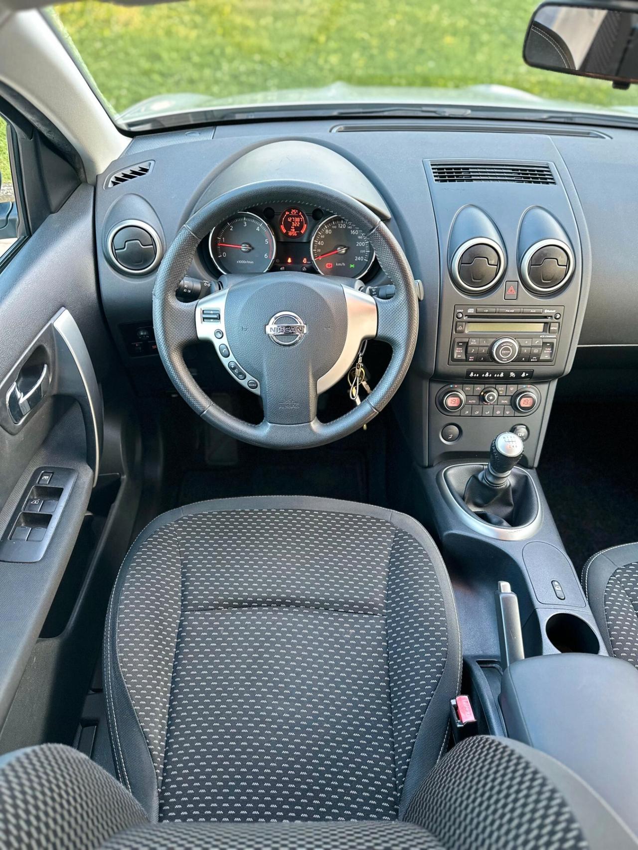Nissan Qashqai 2.0 dCi DPF Tekna