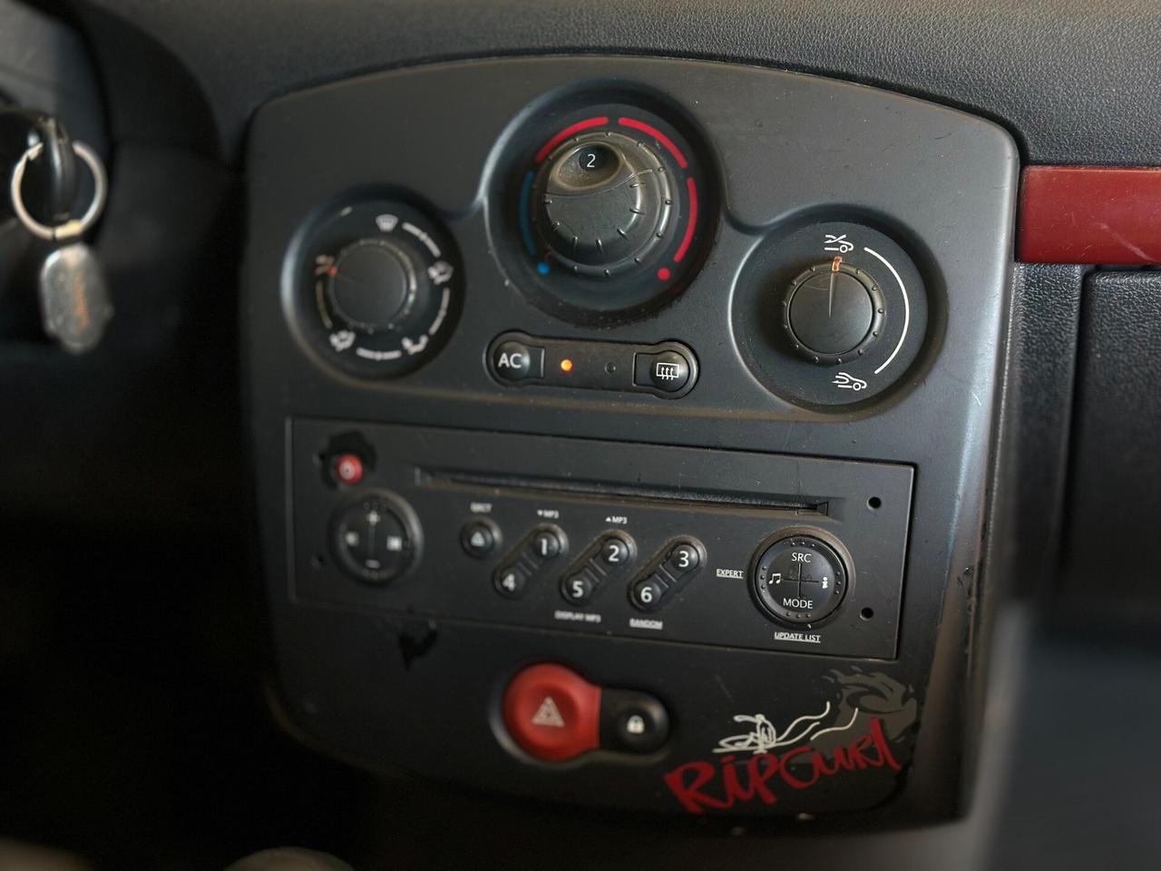 Renault Clio 1.2 16V 3 porte Rip Curl