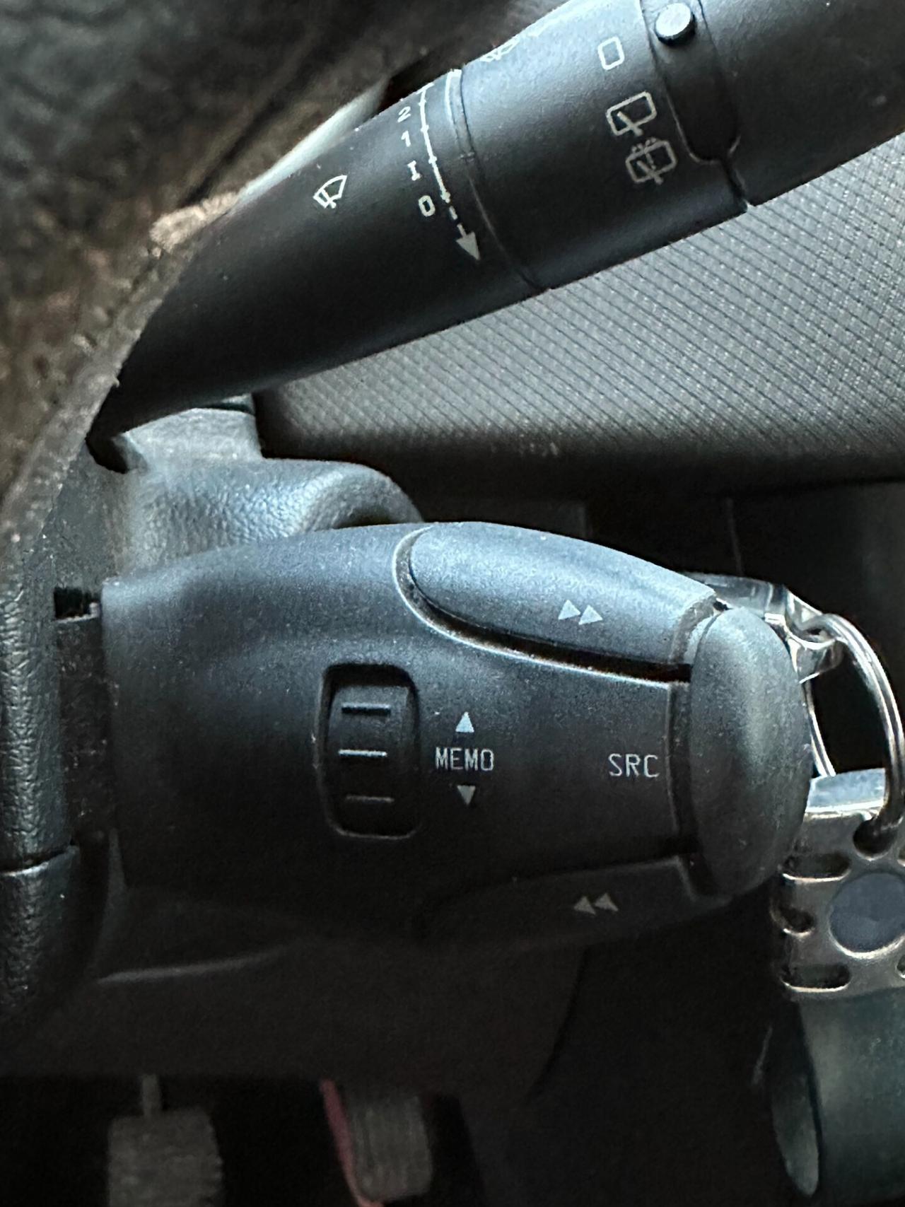 Peugeot 207 1.4 Benz, si neopat, Euro 4. garantita