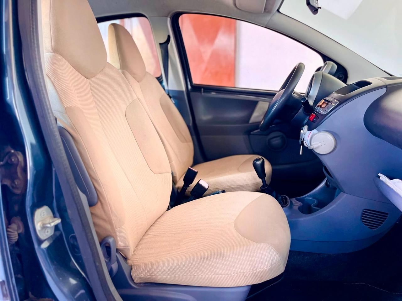 Peugeot 107 Urban move 5 p