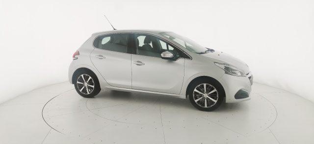 PEUGEOT 208 PureTech 82 5 porte Allure