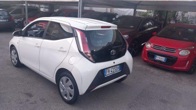 TOYOTA Aygo 1.0 VVT-i 69 CV 5 porte x-cool