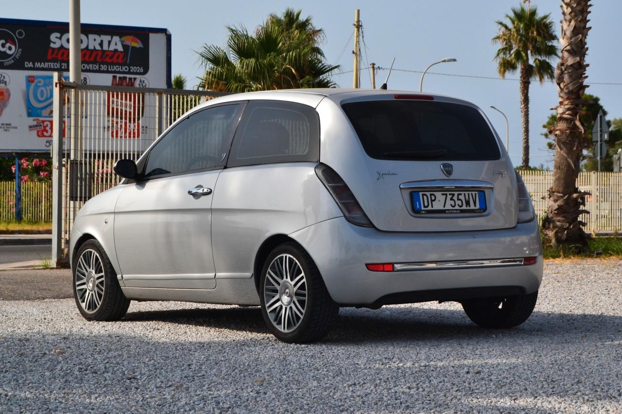 Lancia Ypsilon 1.3 MJT 75 CV Platino 2008
