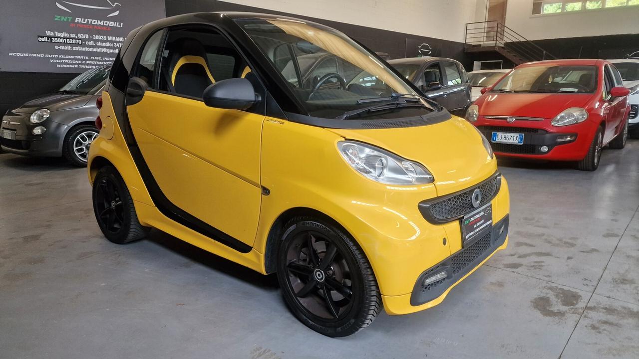 Smart ForTwo 1000 52 kW MHD coupé passion