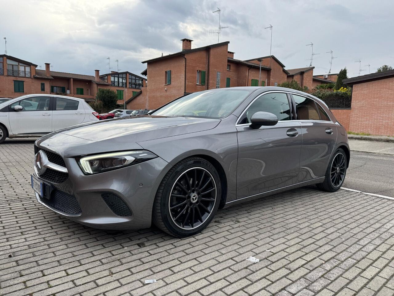 Mercedes-benz A 180 A 180 d Automatic Sport