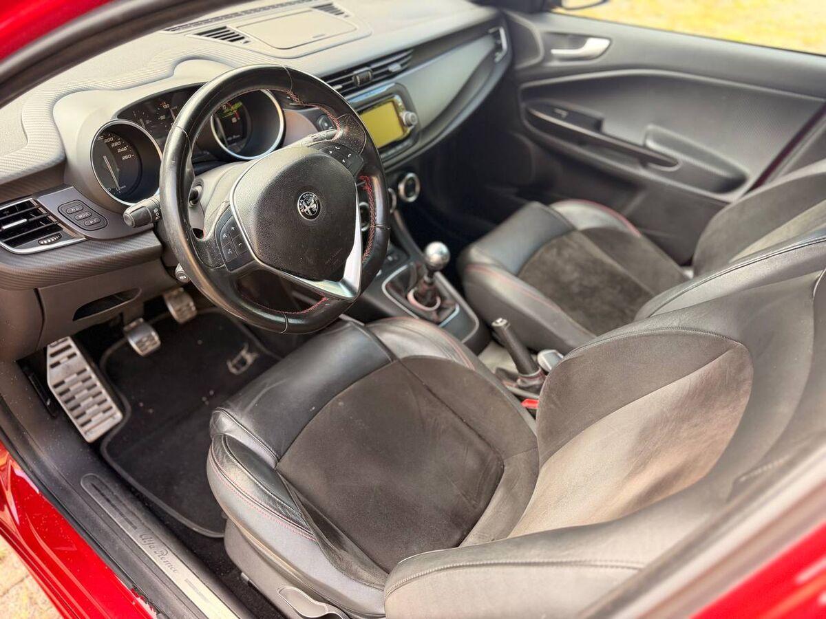 Alfa Romeo Giulietta 2.0 jtdm Exclusive 150cv E6