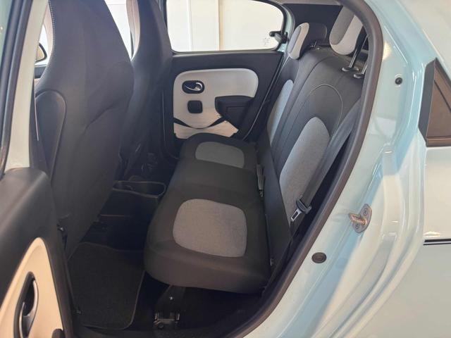 RENAULT Twingo SCe EDC Lovely