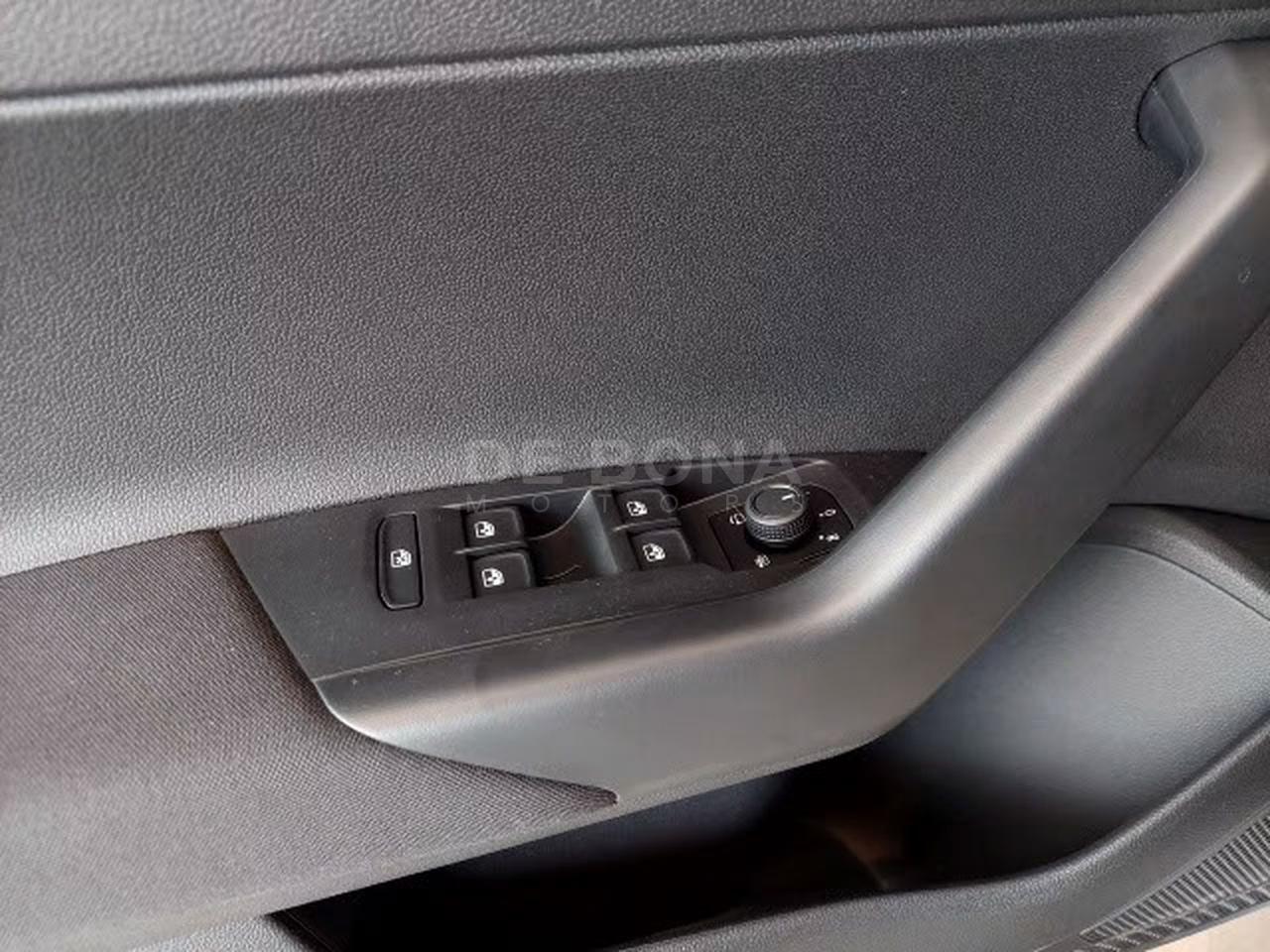 Volkswagen Taigo 1.0 tsi life 115cv