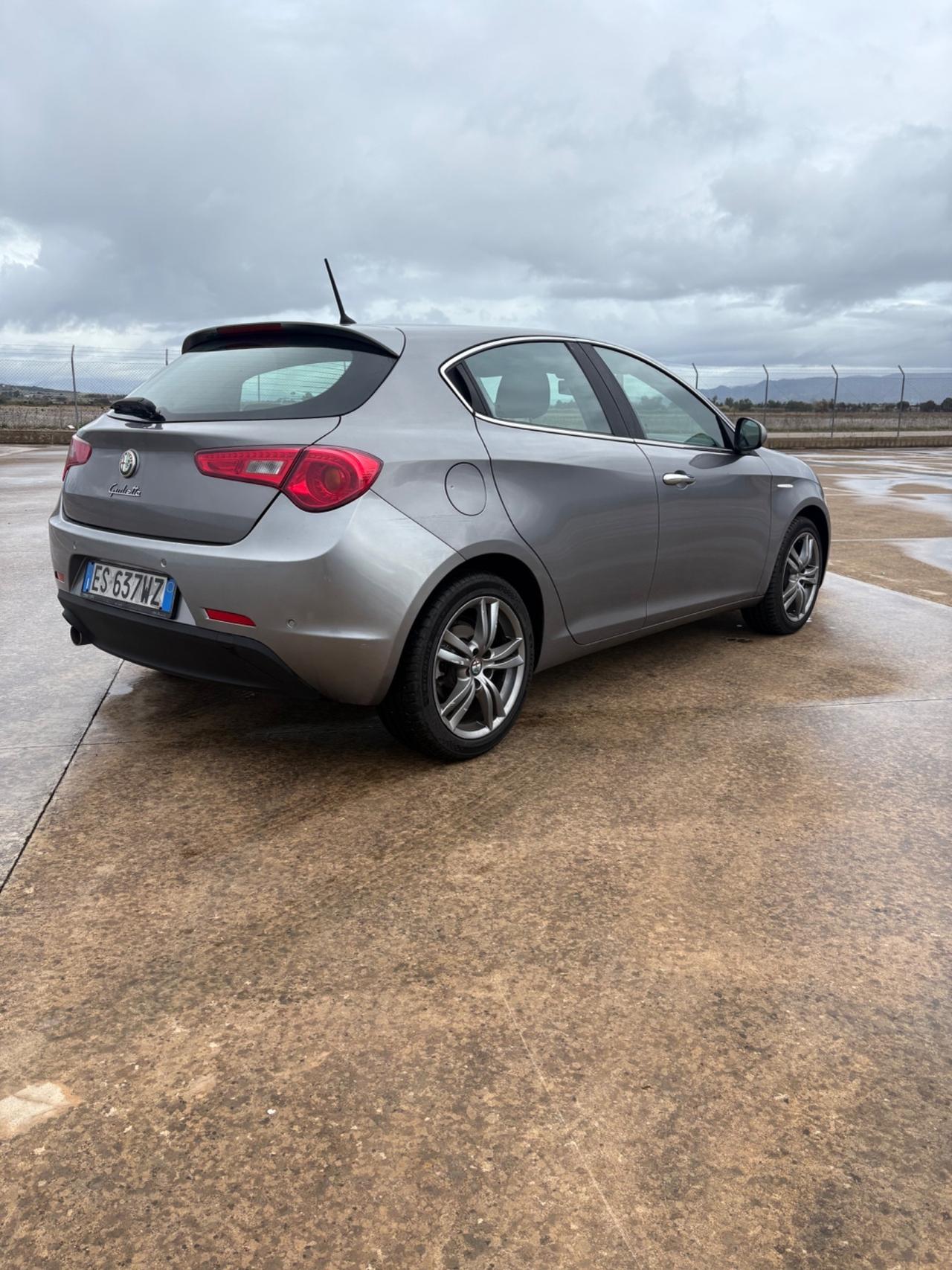 Alfa Romeo Giulietta 1.6 JTDm-2 105 CV Business