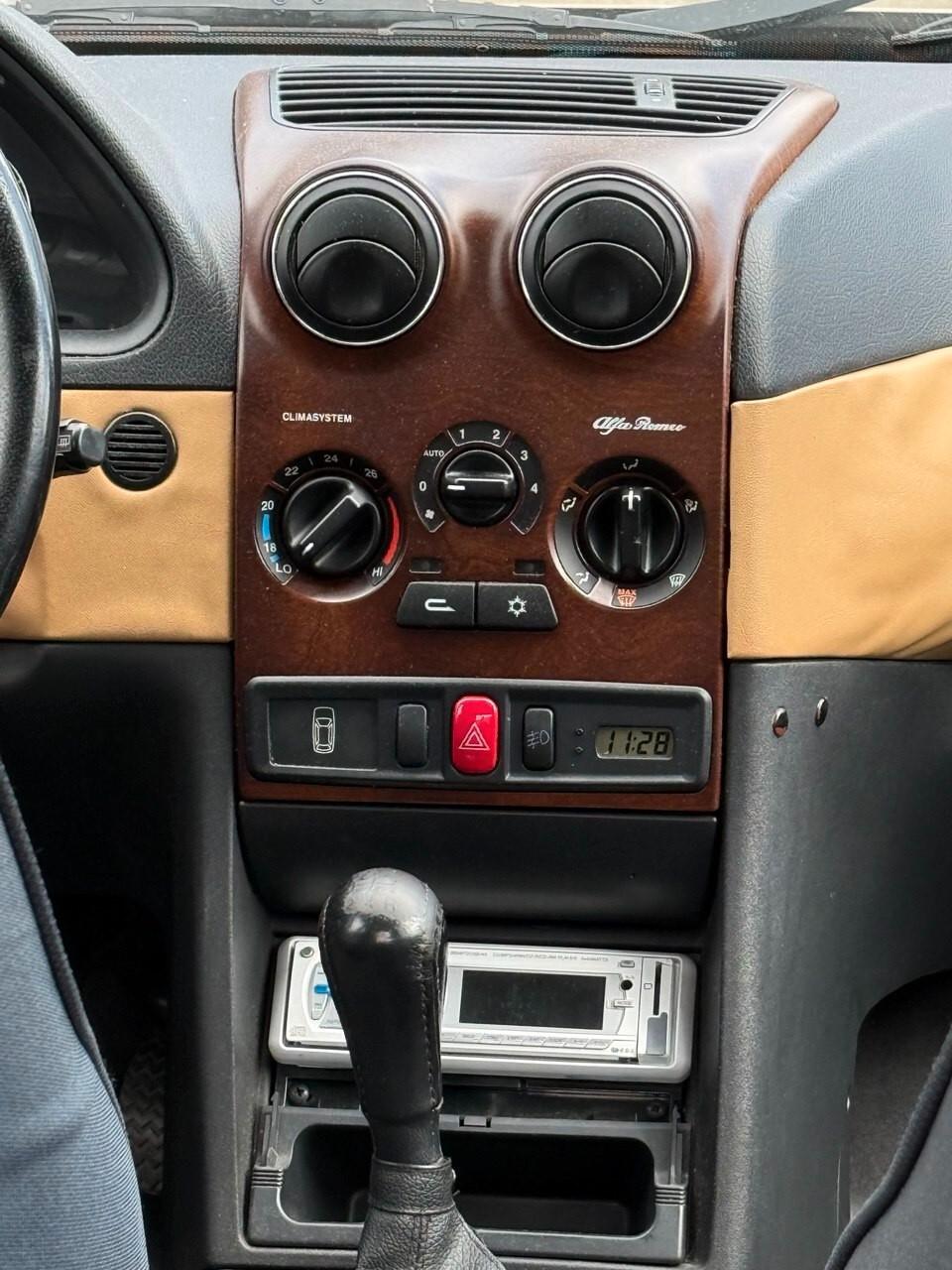 Alfa Romeo 146 1.6i 16V Twin Spark cat L