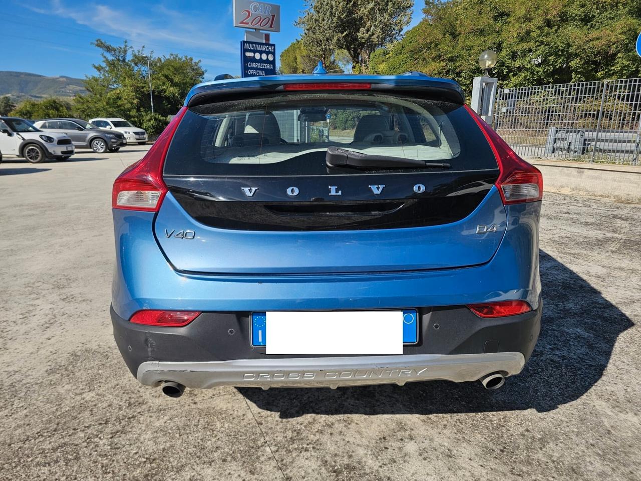 Volvo V40 Cross Country D4 Kinetic + tetto panorama