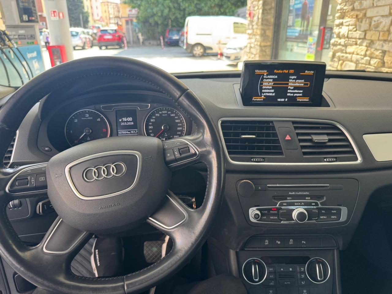 Audi Q3 2.0 TDI 120 CV S tronic line Edition