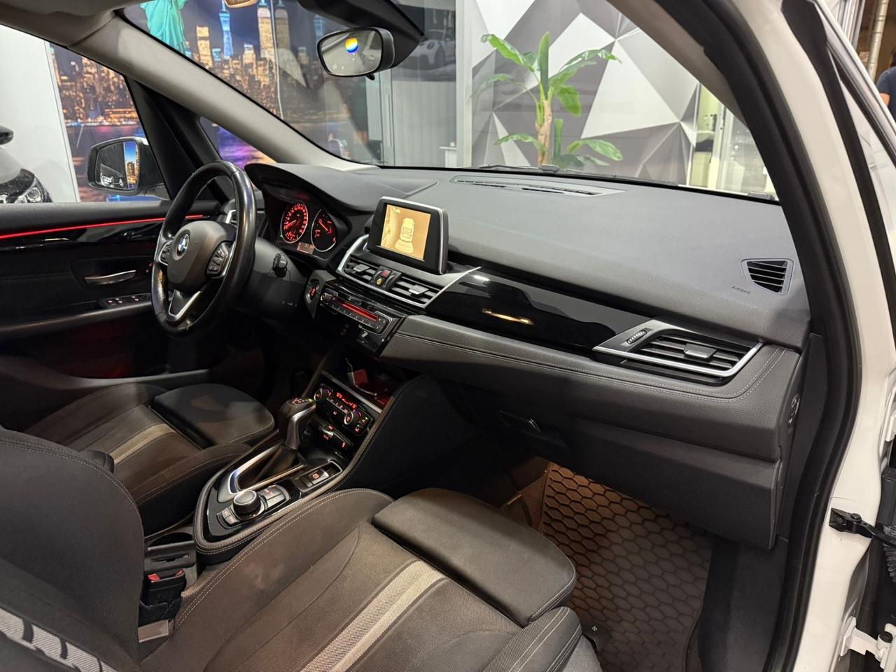 Bmw Serie 2 218d Sport-112.000 km