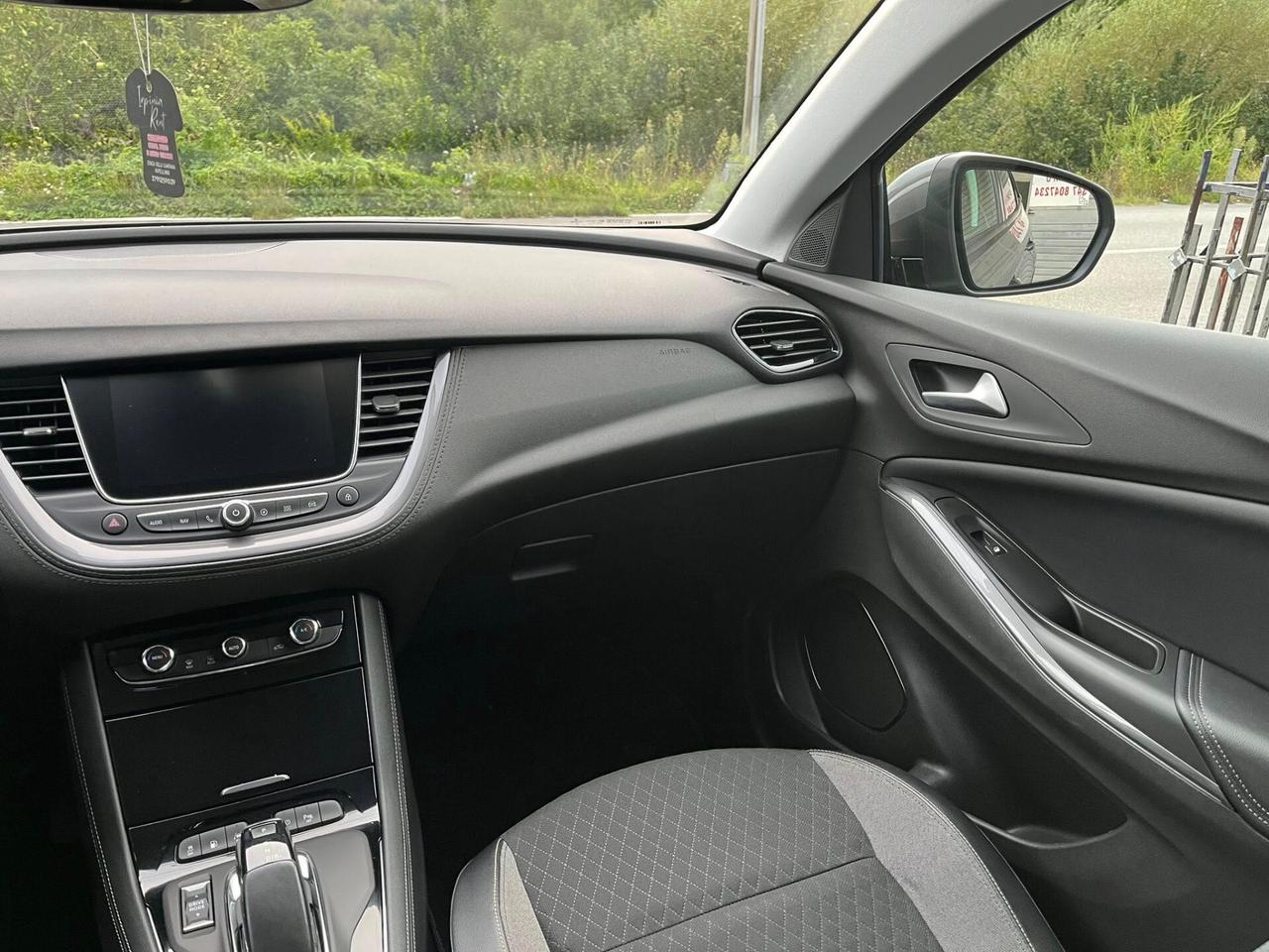 Opel Grandland X 1.6 Hybrid4 Plug-in 200CV aut. AWD