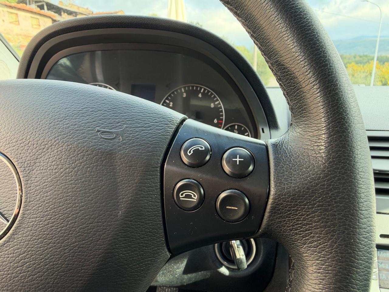 Mercedes-benz A 150 BlueEFFICIENCY Elegance