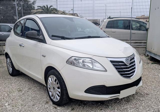 LANCIA Ypsilon 1.2 69 CV 5 porte GPL Ecochic Gold