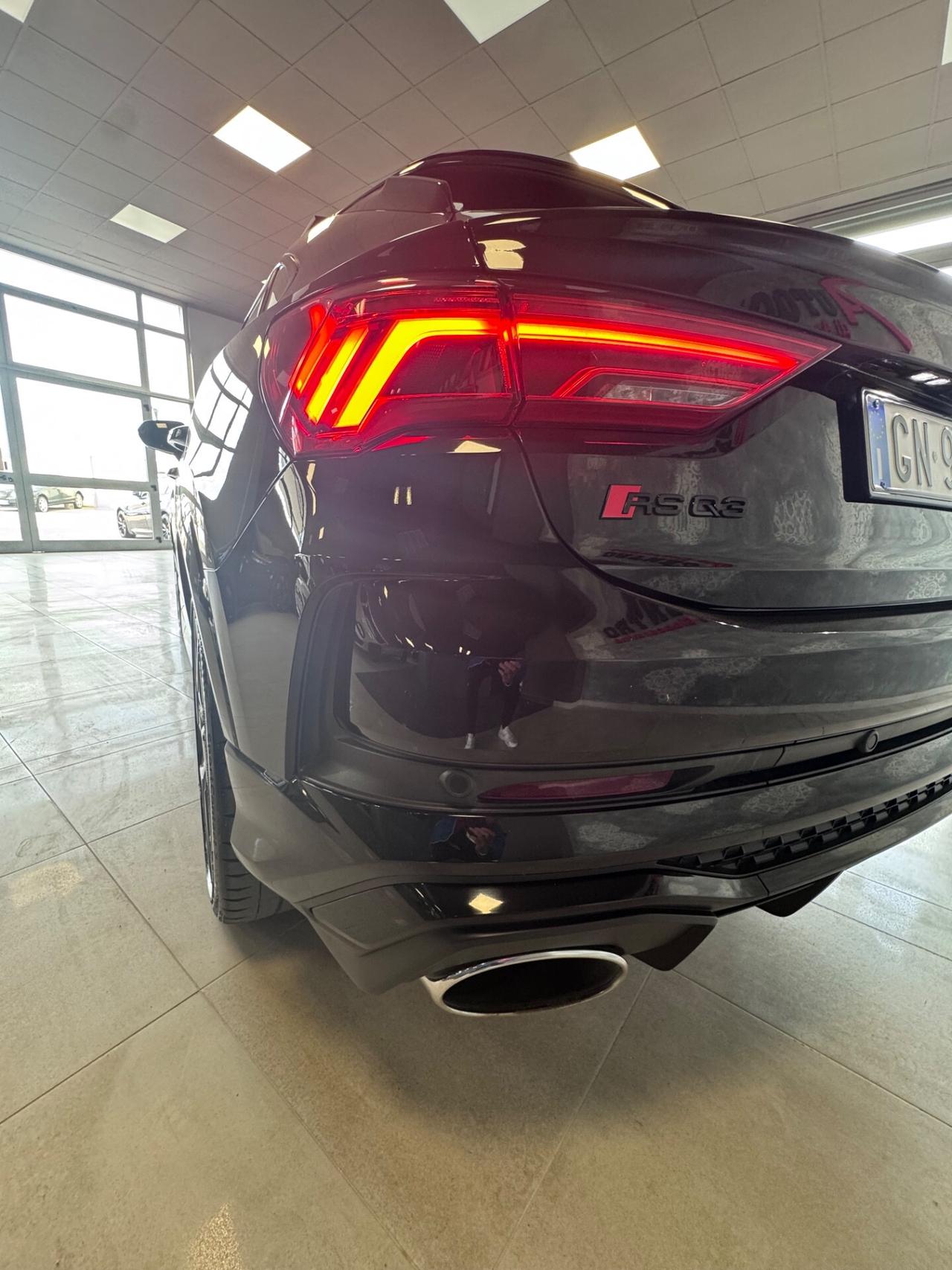 AUDI RSQ3 MY2023 KM 57.000 TETTO E LED