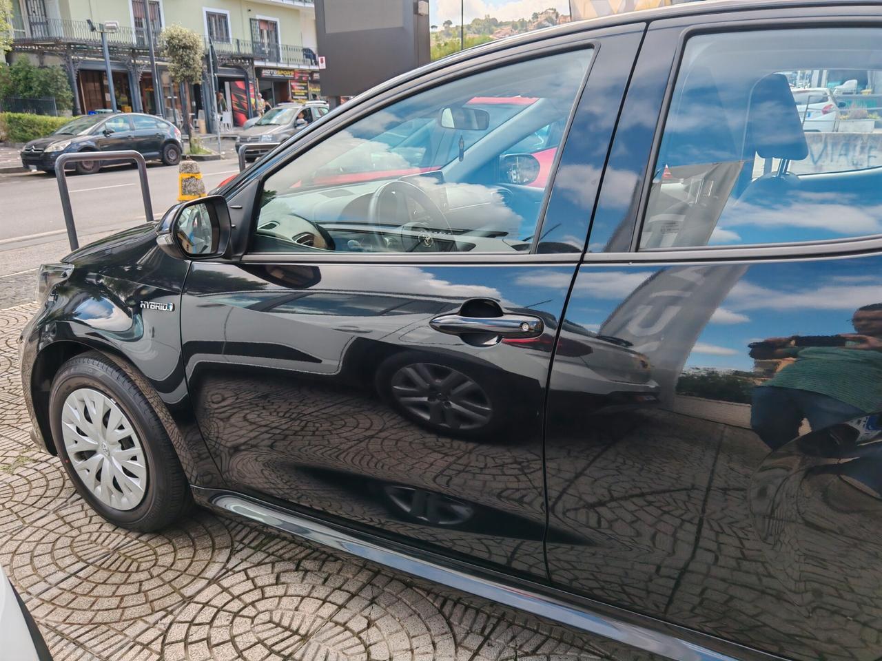 Toyota Yaris 1.5 Hybrid 5 porte Business