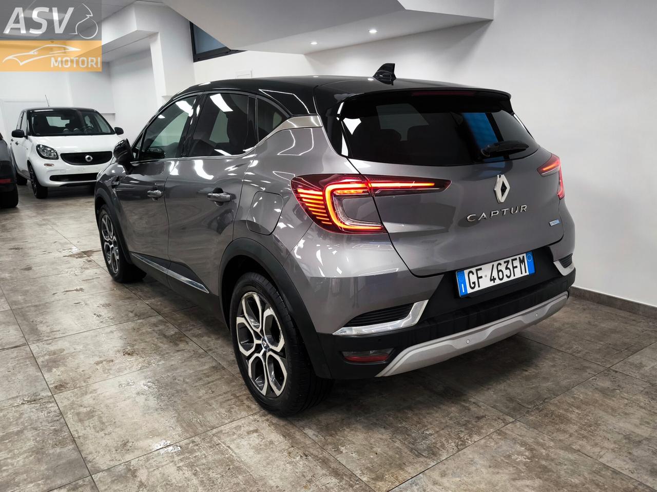 Renault Captur Plug-in Hybrid E-Tech 160 CV Intens