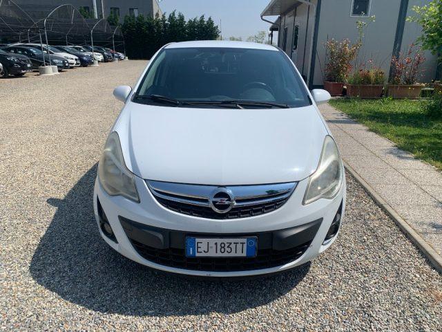 OPEL Corsa 1.2 5 porte COSMO