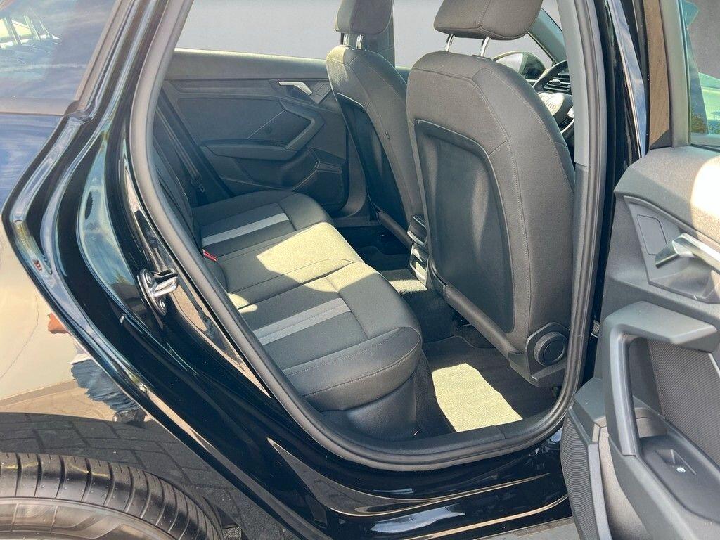 Audi A3 Sedan 30 TDI Business