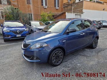 Lancia Ypsilon 1.0 firefly hybrid Gold s&s 70cv