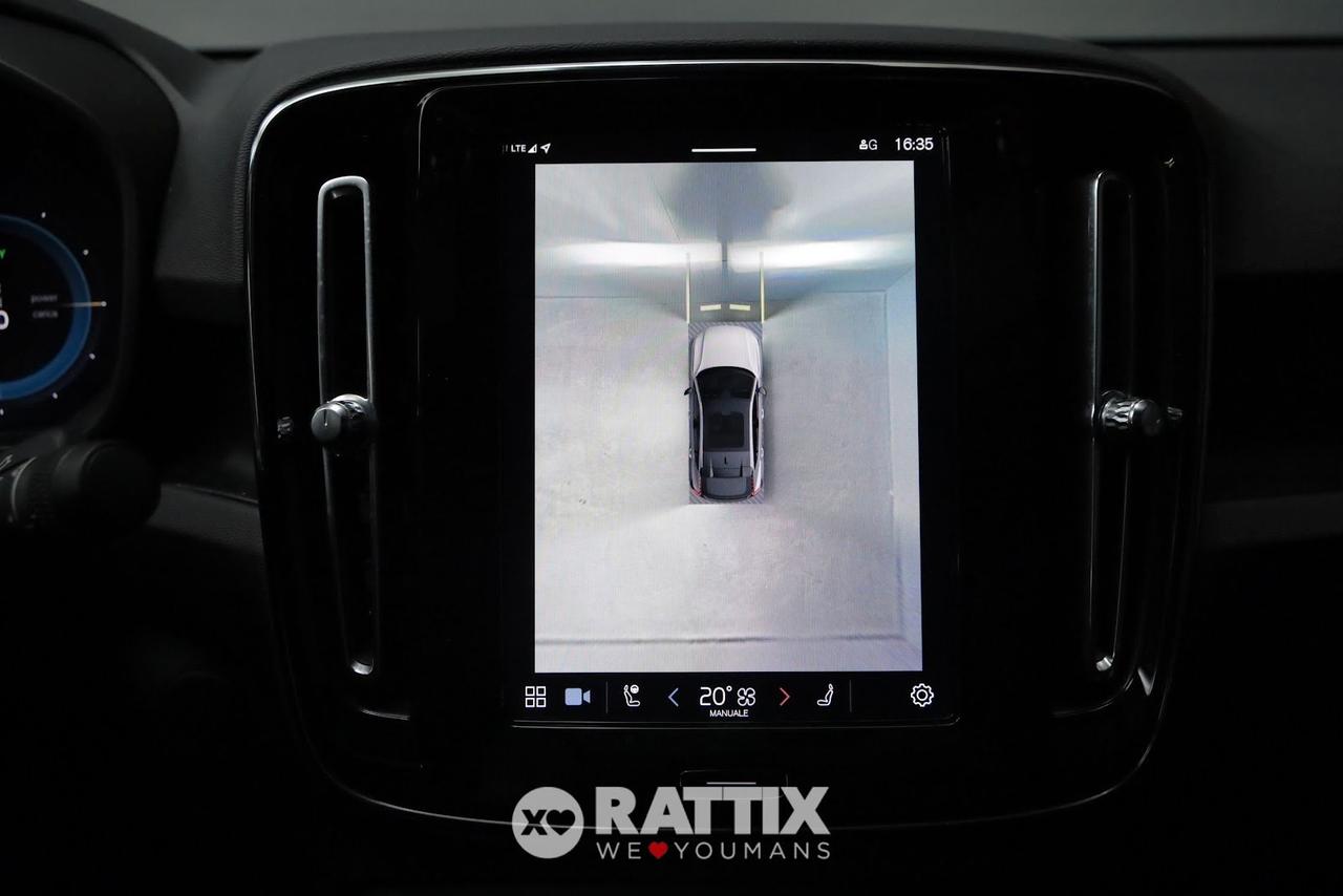 Volvo C40 motore elettrico Twin Motor Ultimate AWD + tetto panoramico